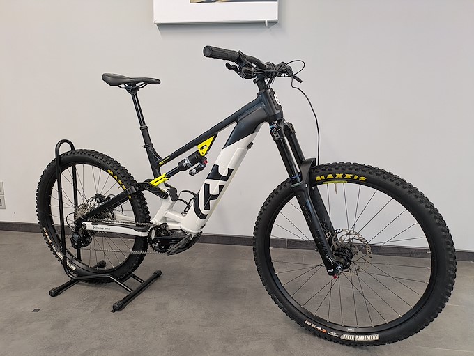 HUSQVARNA HC1